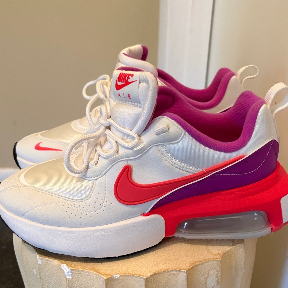 Nike Air Max INTRLK Lite Women's Running Shoes Size 7 White Pink CZ6151-100 - Picture 6 of 12
